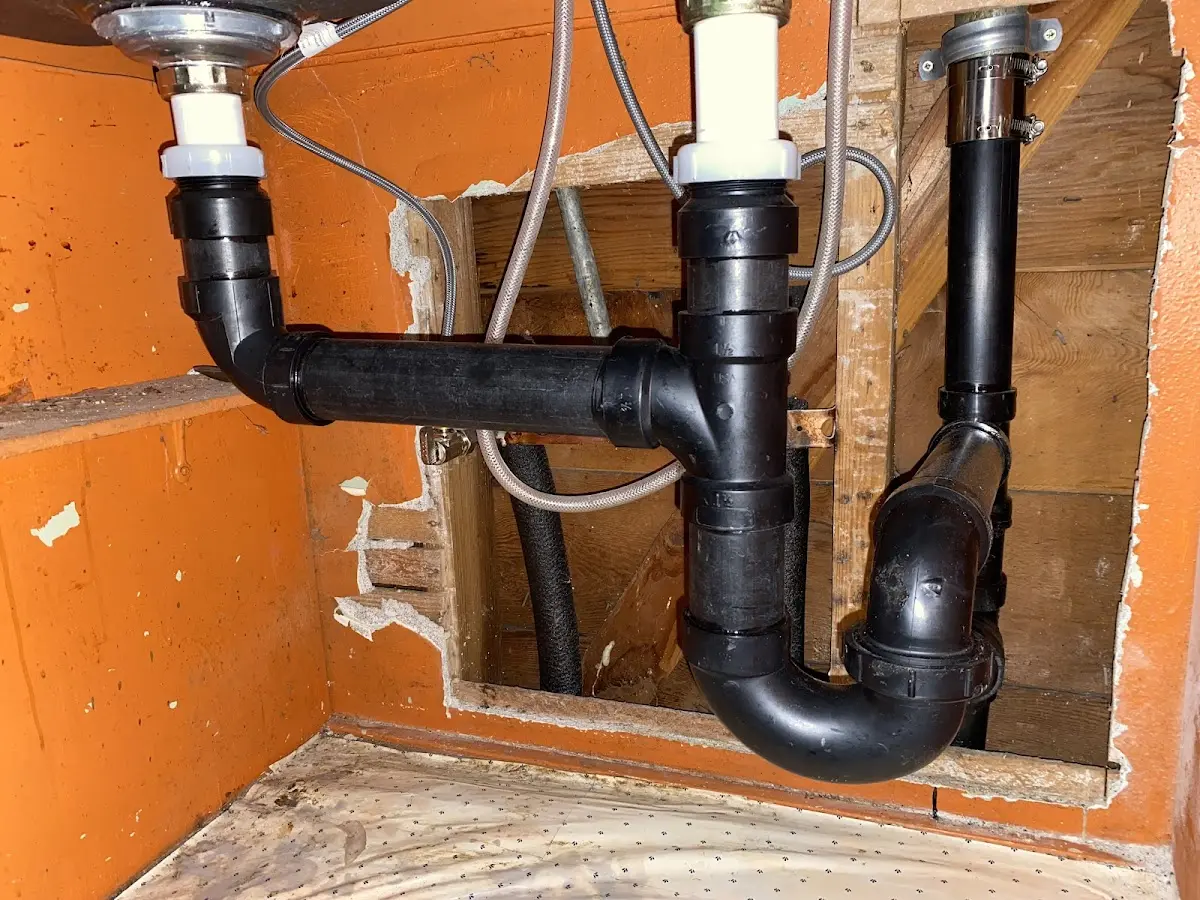 Professional Pipe Bursting equipment and tools on the job in Elba